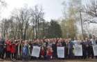 Благоустройство: В Краматорске высадили 250 деревьев