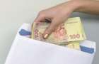 Сколько зарплат «вытащили» из конвертов фискалы Донецкой области