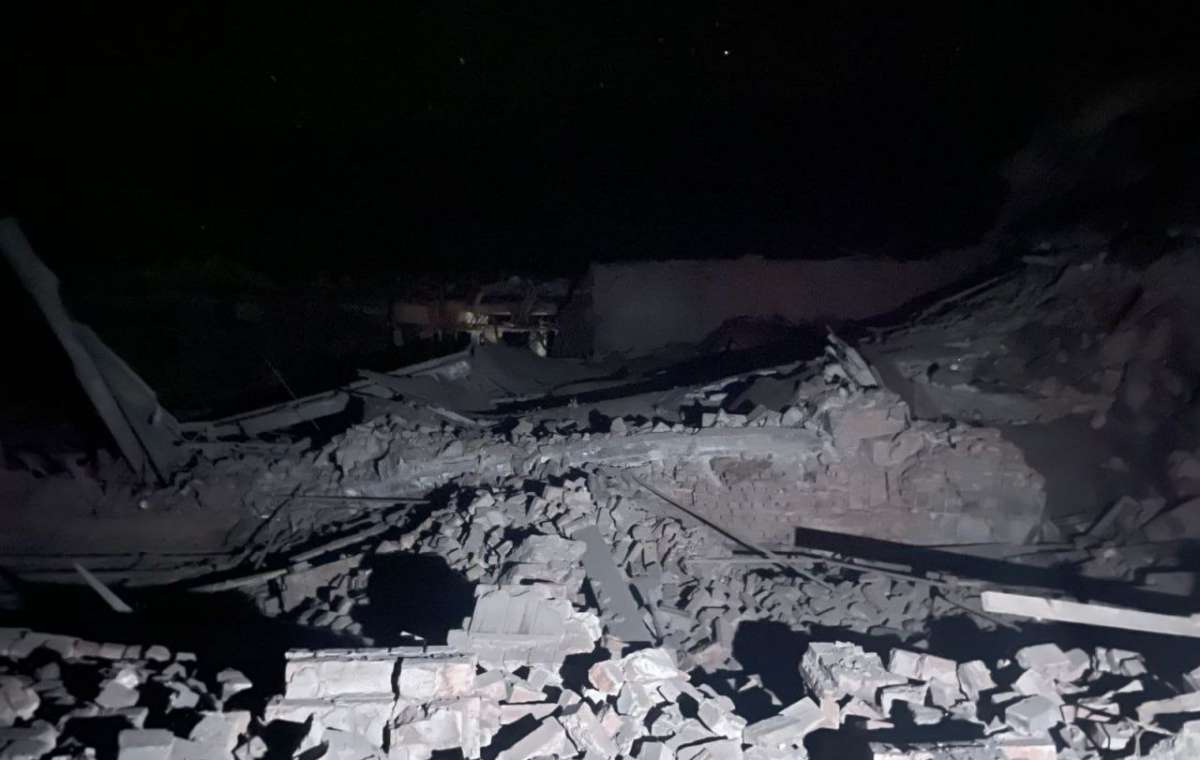 В Дружковке из-под завалов достали человека