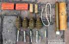 В Донецкой области полицейские изъяли 450 гранат и 40 гранатометов