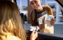 С нового года в Украине меняются правила выездной торговли