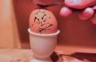 Неожиданной атаке яйцами подверглись белозерские депутаты