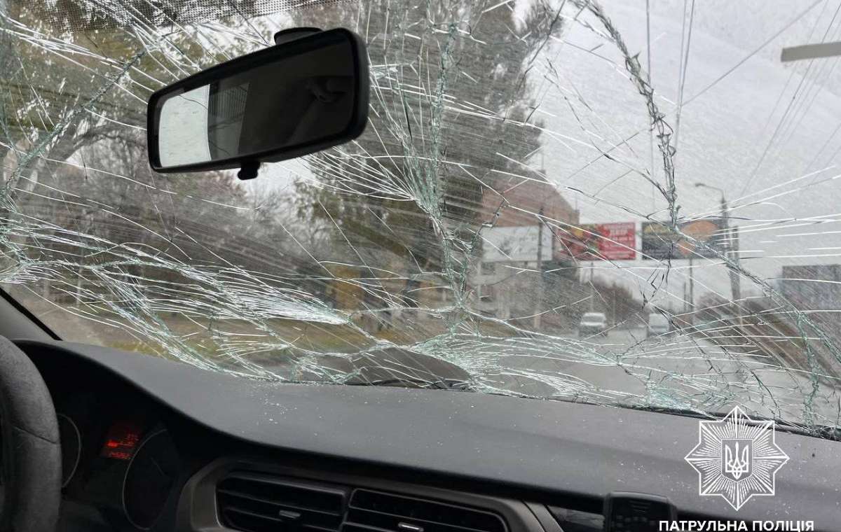 В Славянске под обстрел попал экипаж патрульных, есть раненый