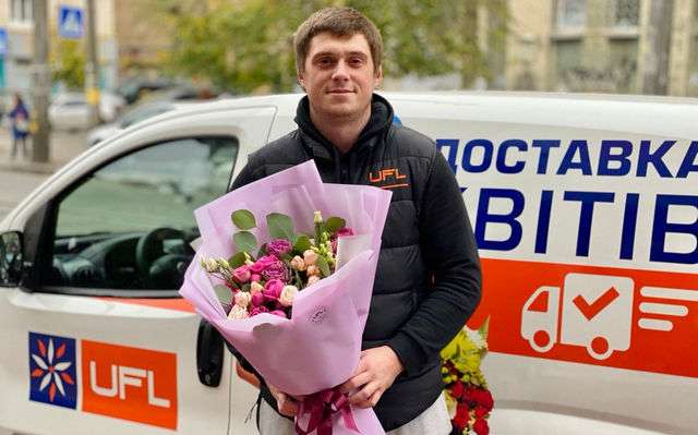 В Киеве новый тренд – покупка цветов онлайн 
