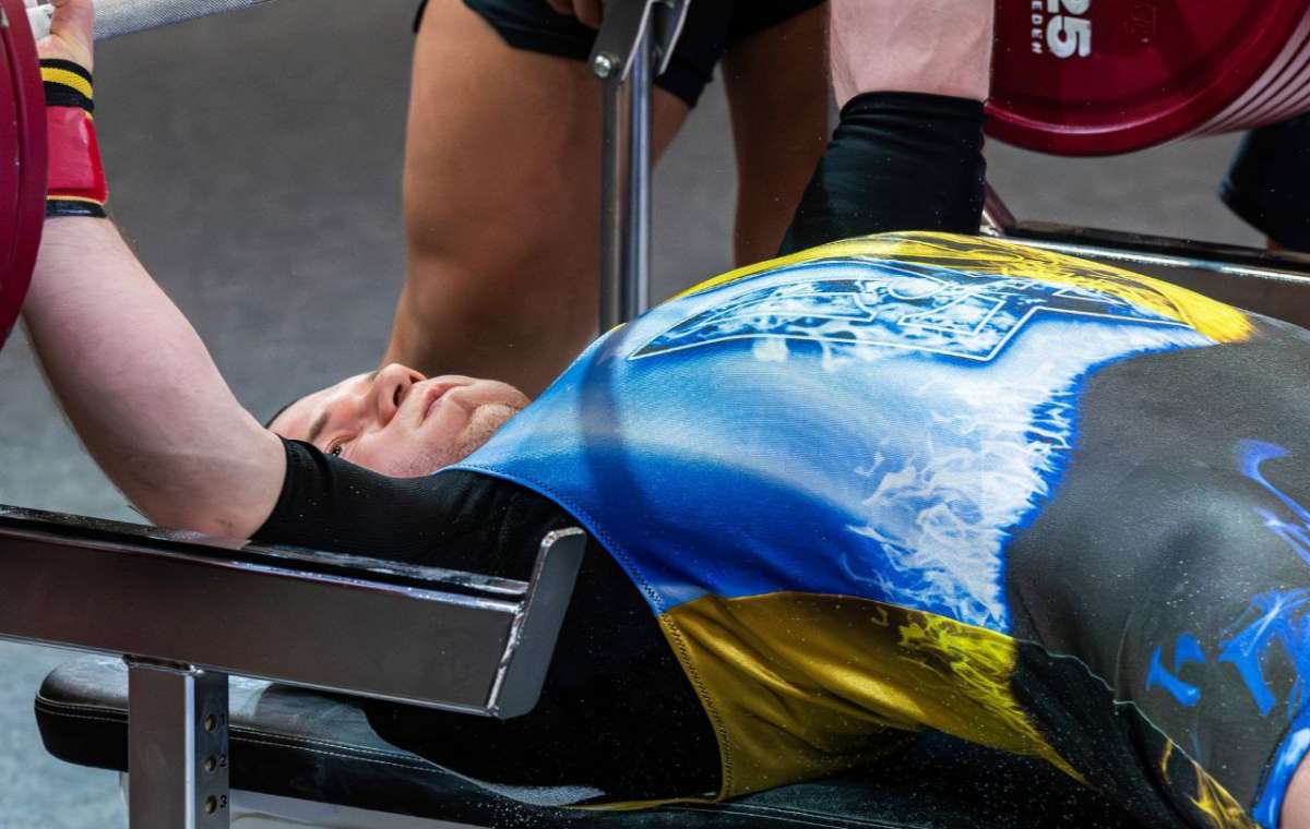 Спортсмен із Дружківки встановив новий світовий рекорд з жиму лежачи