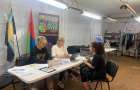 Переселенці з Костянтинівської громади отримали безкоштовні юридичні консультації у Києві