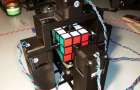 Робот поставил рекорд по сборке кубика Рубика 