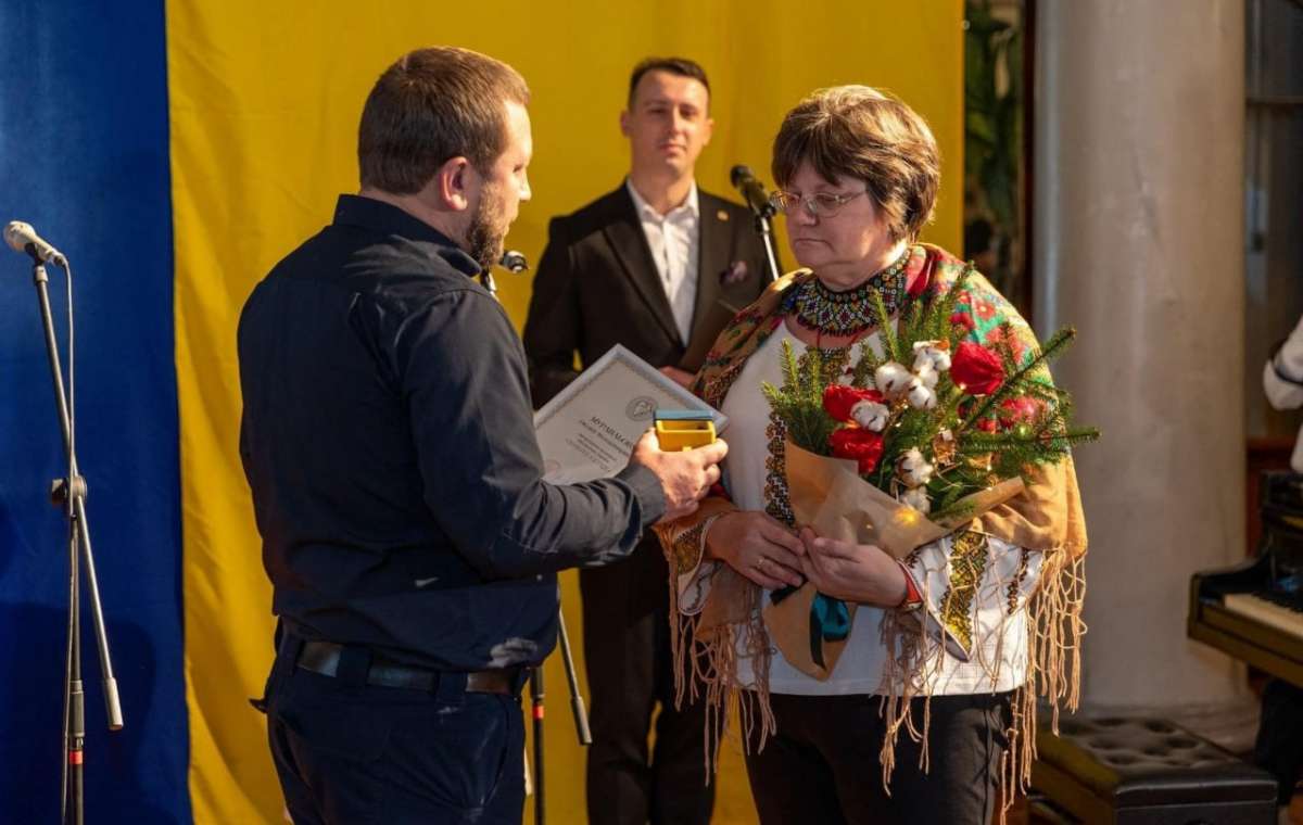 Волонтерка из Краматорска получила президентскую награду