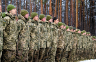 Две категории мужчин могут призвать в армию и до 25 лет