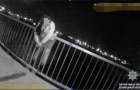 В Мариуполе девушка намеревалась спрыгнуть с моста, спасли патрульные