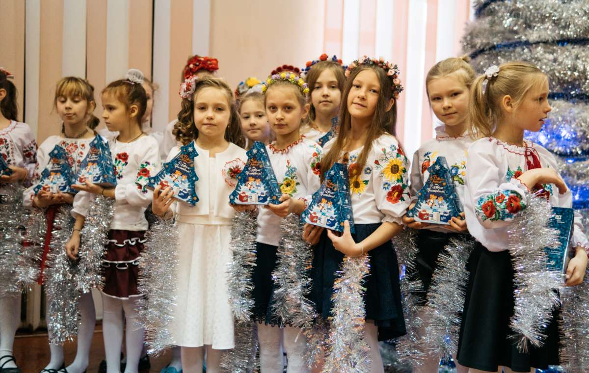 Депутаты поздравили детей Константиновской громады с Днем святого Николая