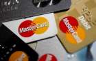 Mastercard встроила сканер отпечатков пальцев в новые карточки