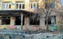 Окупанти обстріляли пологовий будинок і лікарню в Торецьку