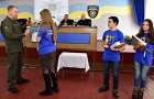 Глава полиции Донецкой области отметил будущих полицейских Покровска