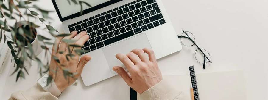 Як швидко і зручно купити зелену карту онлайн для подорожі?