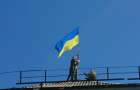 Над Константиновкой вновь подняли флаг в честь Сергея Исаева