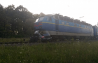 Под Киевом поезд столкнулся с автомобилем: есть жертвы