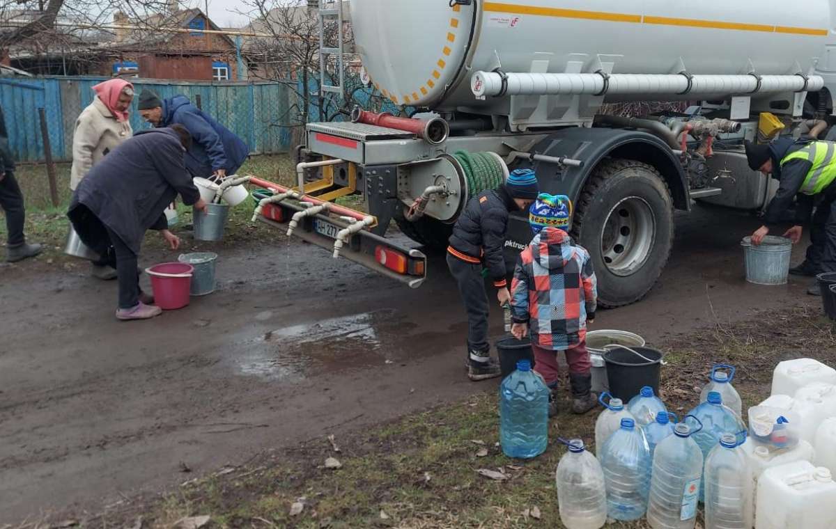 Обеспечение водой жителей Константиновки: Адреса подвоза 3 января