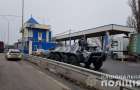 Полиция усилила блокпосты на въезде в Одессу легкой бронетехникой