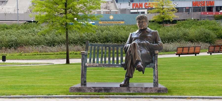 Міжнародна доставка цінної скульптури для ФК «Шахтар» — як компанія GlobalPost організувала унікальний логістичний маршрут з України до Румунії