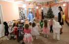 В детских садах Мирнограда проводят праздничные музыкальные представления