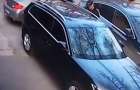 В Днепре из припаркованного авто украли 50 000 евро