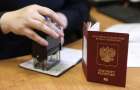 Путин подписал закон о бесплатных паспортах РФ для жителей Донбасса