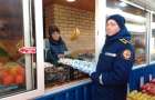 Спасатели организовали профилактический рейд на рынке в Курахово