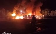 В Краматорске после атаки дрона сгорели 10 автомобилей и хозяйственная постройка