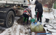 Порив магістрального водоводу знаходиться на глибині двох метрів: Для ремонту шукають спеціалістів