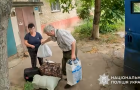«Білі янголи» евакуювали літнє подружжя із зруйнованої Дружківки