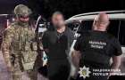 У ЄС за 12 тисяч: Поліцейські Донеччини затримали організатора незаконних перетинів