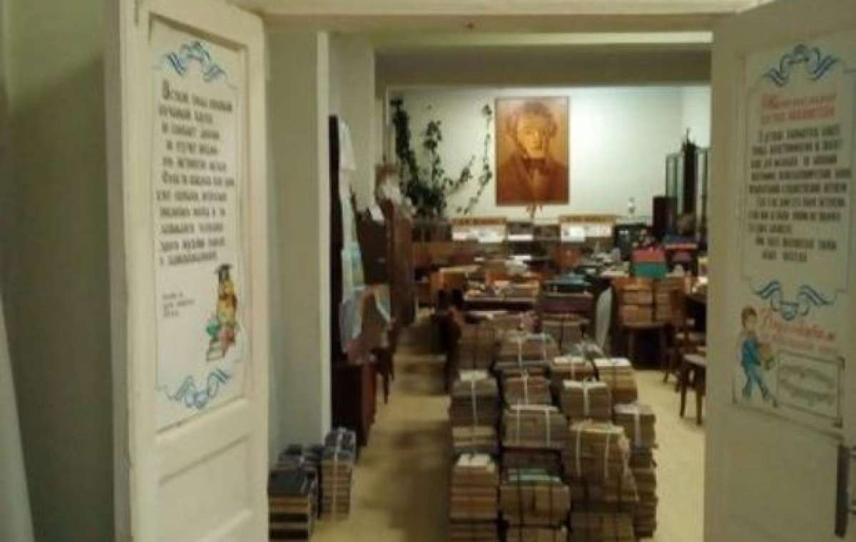 В Мариуполе закрывают две детские библиотеки