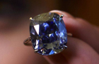 Редкий голубой бриллиант продан на аукционе
