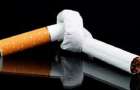 Курильщиков ждет неприятный сюрприз: дешевые сигареты могут сильно подорожать