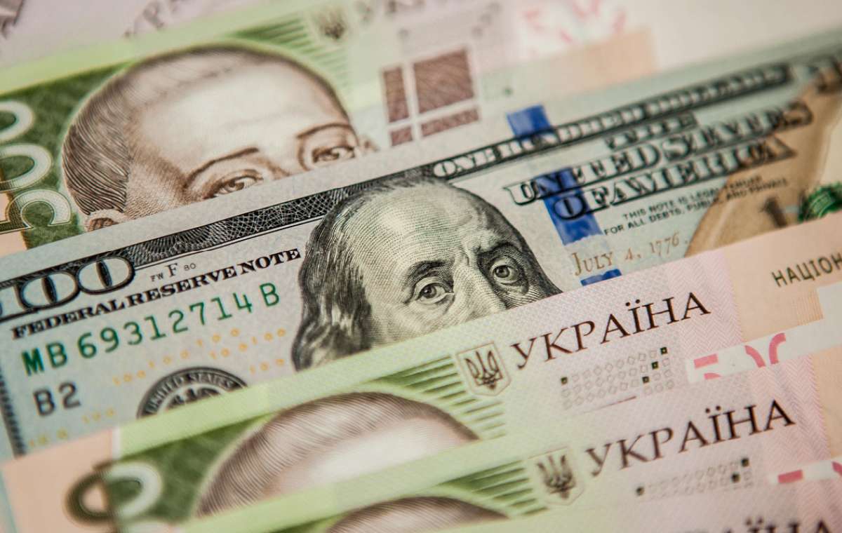 Нацбанк предлагает ввести ограничения на денежные переводы