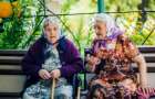 В Верховной Раде все обсуждают реформы, а пенсии завтра начнут выдавать по-старому…