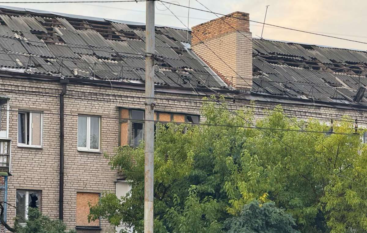 Удары по Славянску поздно вечером: Жителей просят не подходить к месту происшествия