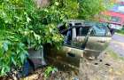 На Донеччині рятувальники деблокували чоловіка з автомобіля після ДТП