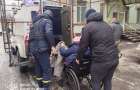 На трассе Лиман-Святогорск у автомобиля оторвалось колесо: потребовалась помощь спасателей