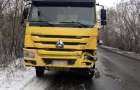 В Покровском районе грузовик столкнулся с легковушкой, пассажир авто погиб на месте