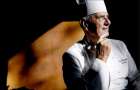 Умер легендарный французский шеф-повар, готовивший для президента 