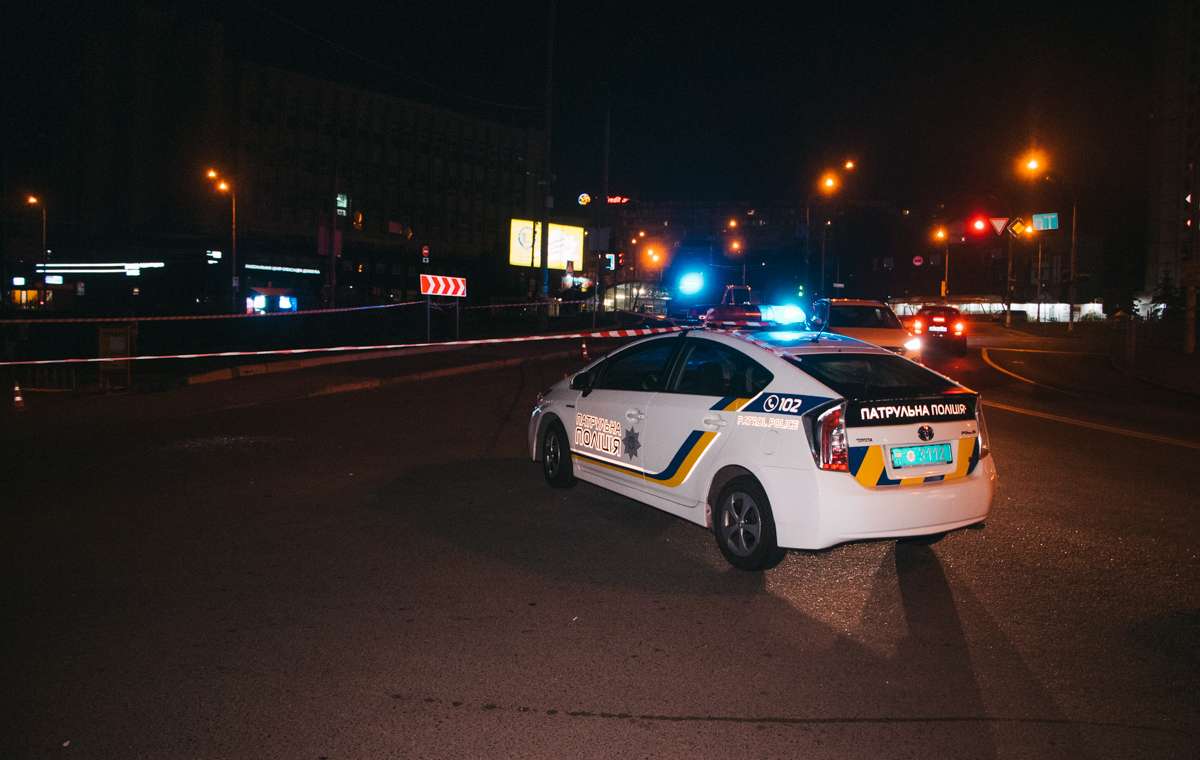 В Киеве на Голосеевской площади произошла перестрелка: есть пострадавший