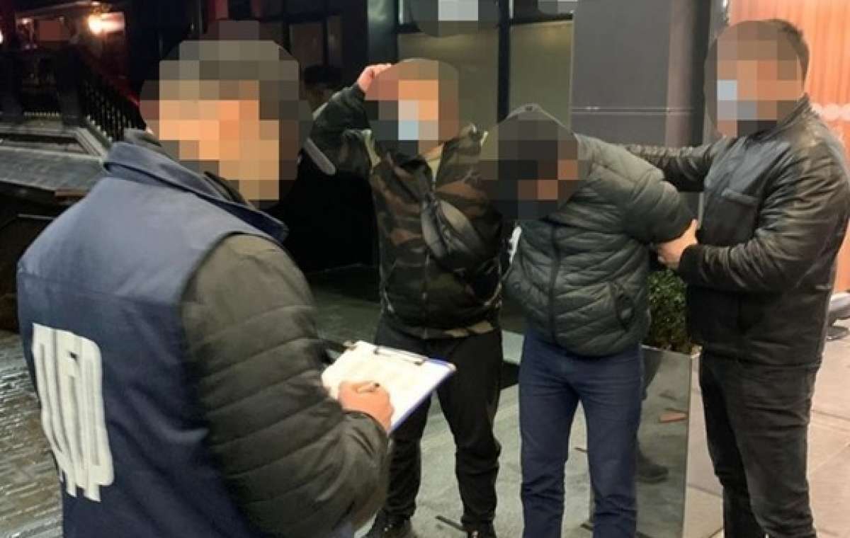 Сотрудник полиции продавал наркотики в Харькове