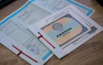 С 1 февраля для украинцев за границей изменят правила относительно документов