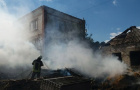 В Краматорске загорелся заброшенный дом