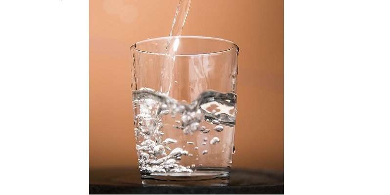 Дізнайтеся про переваги мінеральної води для здоров'я