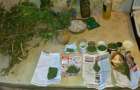 Наркотики на сумму около 30 тысяч гривен  изъяты у жителя Дзержинска