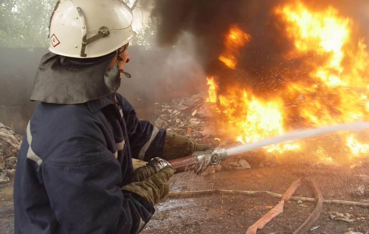 Атака огненной стихии: в Дружковке случилось 14 пожаров за неделю