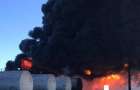 Противник нанес удар по нефтебазе в Кривом Роге: вспыхнул сильный пожар